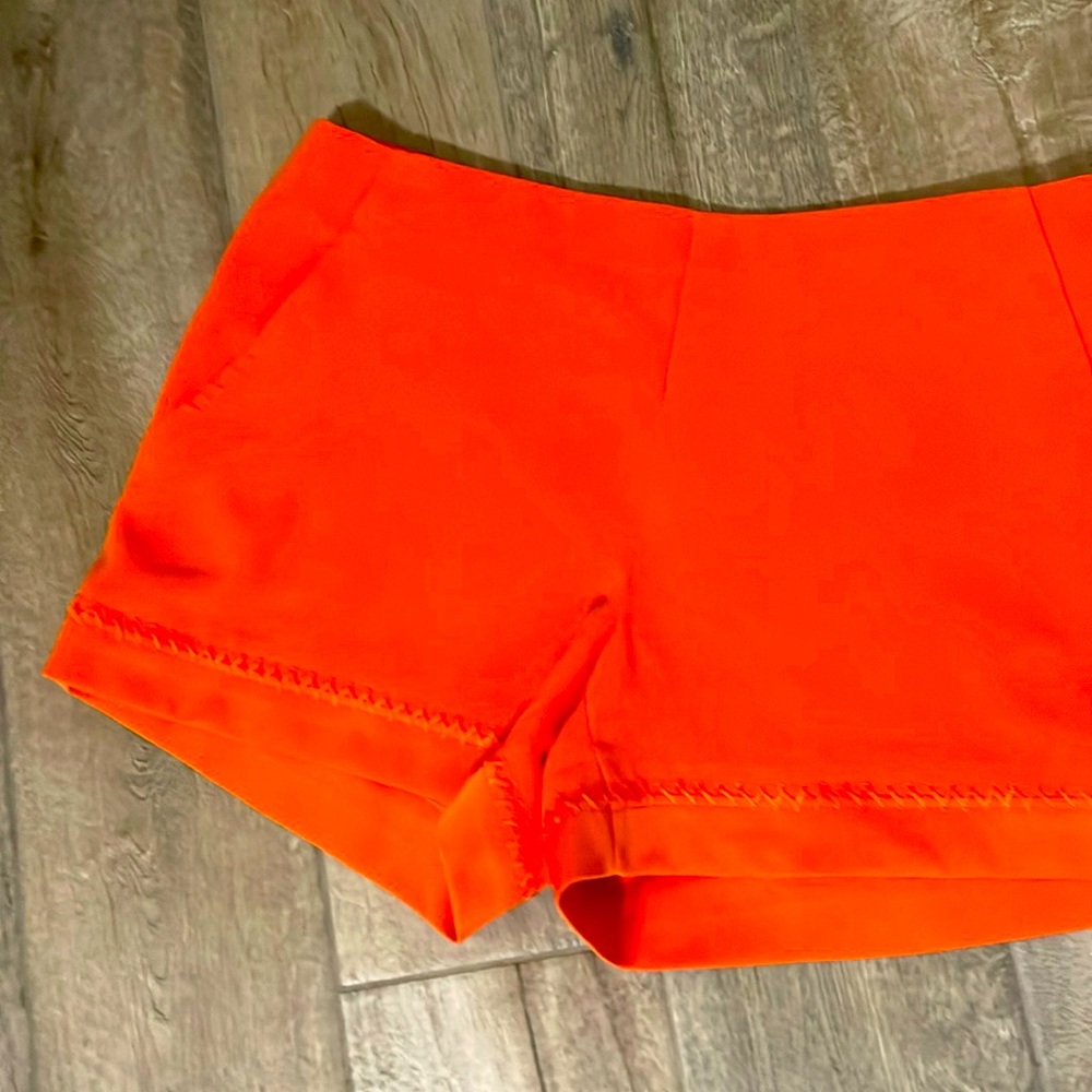 NEW never worn Trina Turk dressy shorts in knockout orange. Size 6